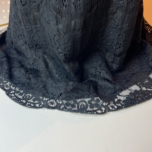🖤BANANA REPUBLIC BLACK LACE OVER BLACK SHELL TOP SIZE SMALL🖤 - Picture 6 of 16